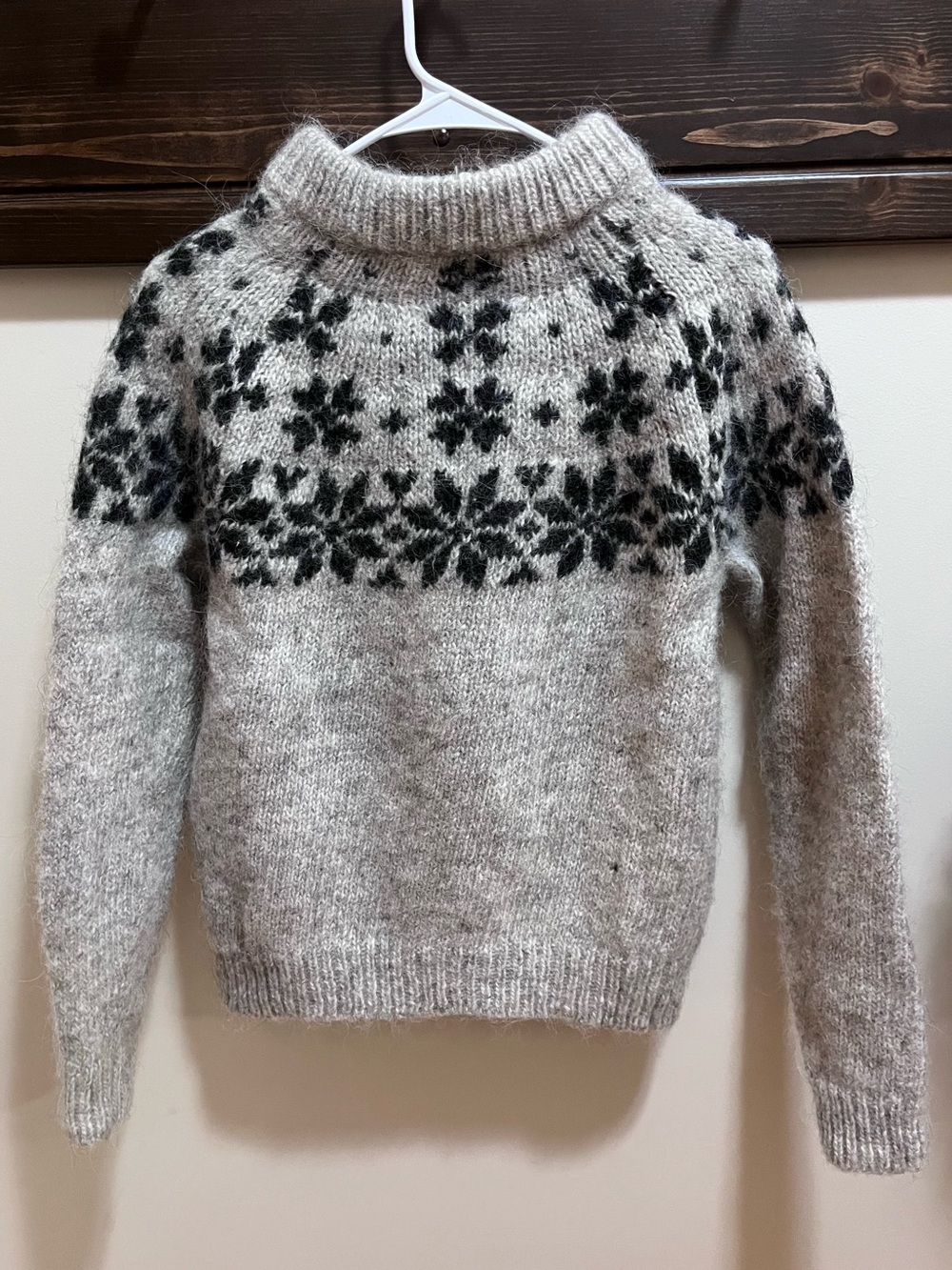 Alafoss Fair Isle Icelandic Wool Knit Crewneck Pullover Sweater Gray/Black M